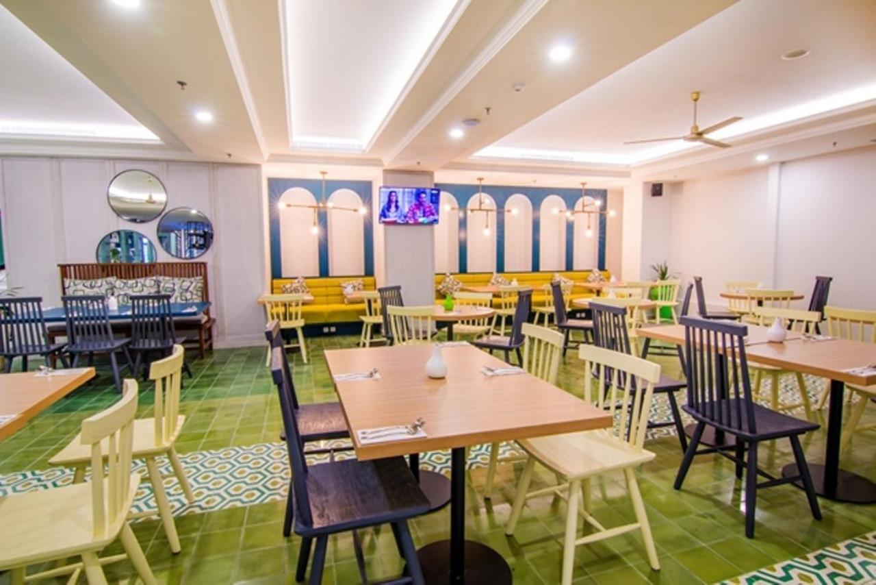 Jambuluwuk Thamrin Hotel Jakarta Exterior photo